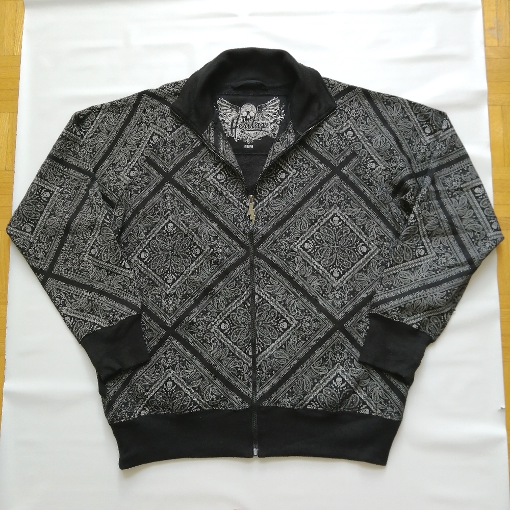 Urban Heritage Black Sweater Medium
